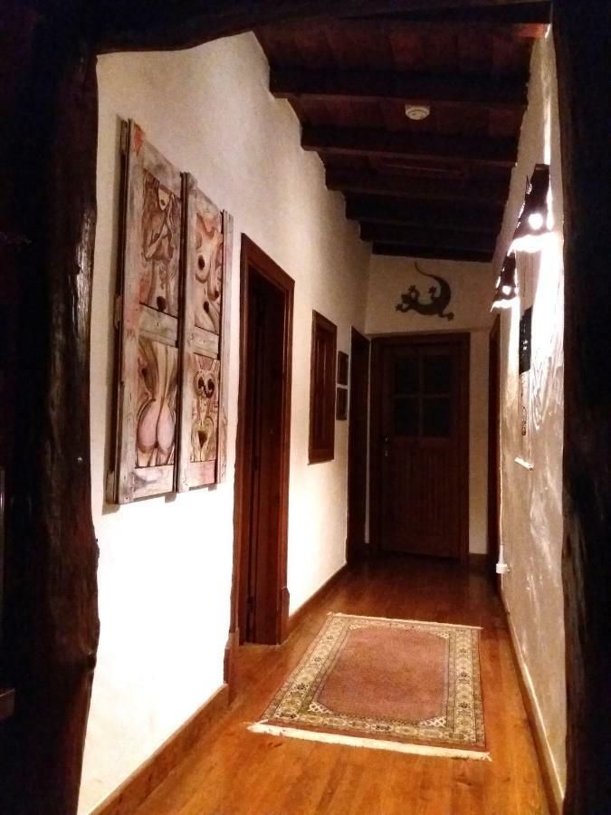 Вилла Casa Uldina Бомбаррал Экстерьер фото